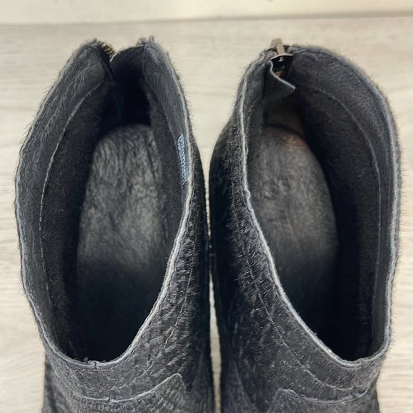 Ugg Charlotte Calf Hair Snake Print Booties - Picture 2 of 13